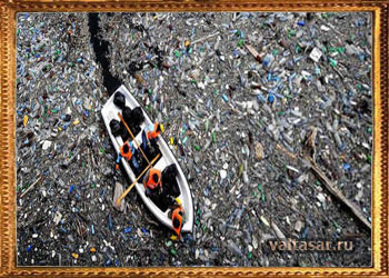 остров из мусора в Тихом океане