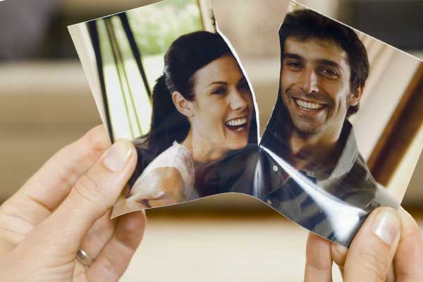 развод, разорванное фото