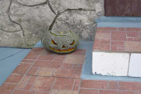 тыква охраняет дом от нечисти