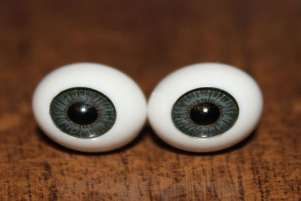 искусственный глаз