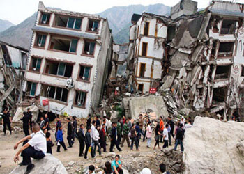 разрушенный город