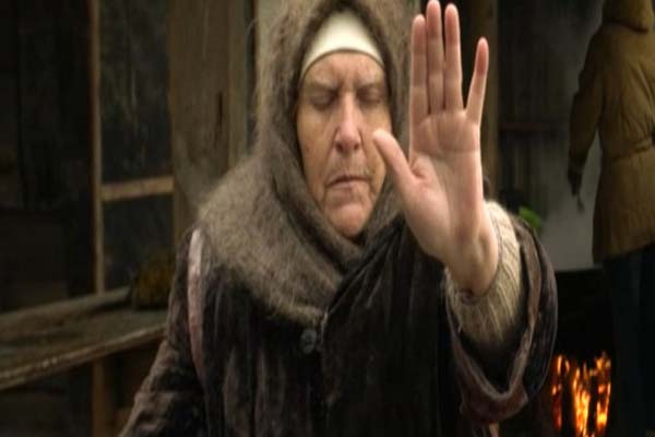 Баба Нина - слепая ясновидящая фото