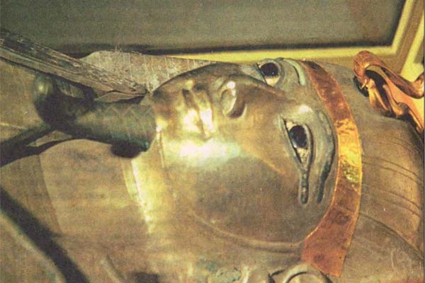 золотая маска фараона