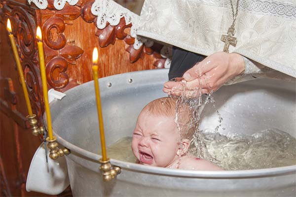 Крещение ребенка