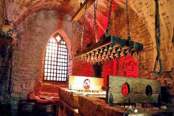 пыточная камера