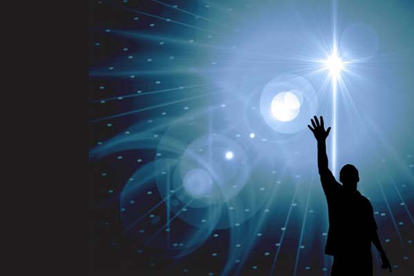 человек на фоне космоса