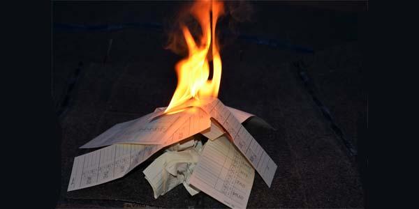 горящие открытки