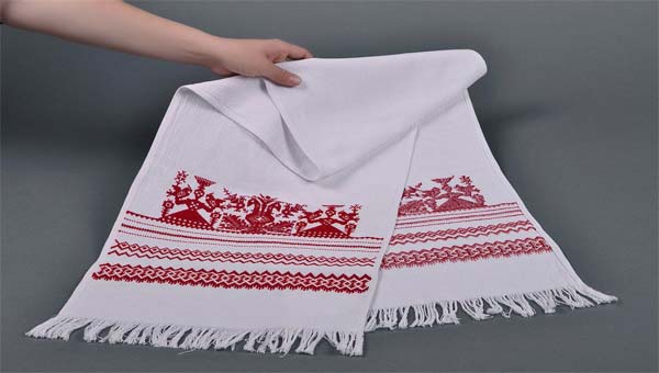 вышитый рушник