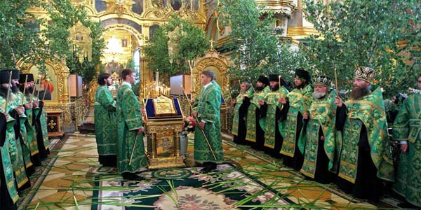 зелёное украшение храма