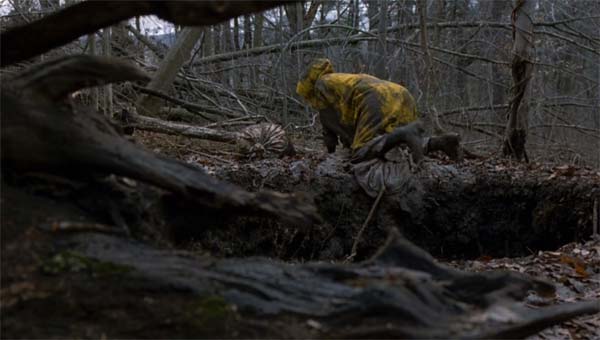 Овраг в лесу