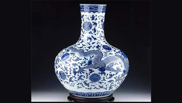 китайская ваза династии Куин