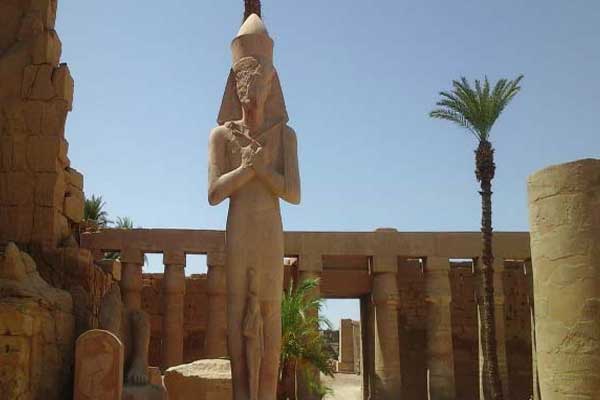 каменная скульптура