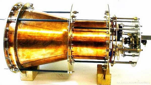 двигатель EmDrive Р. Шойера