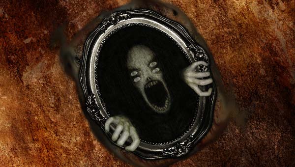 призрак вылезает из зеркала