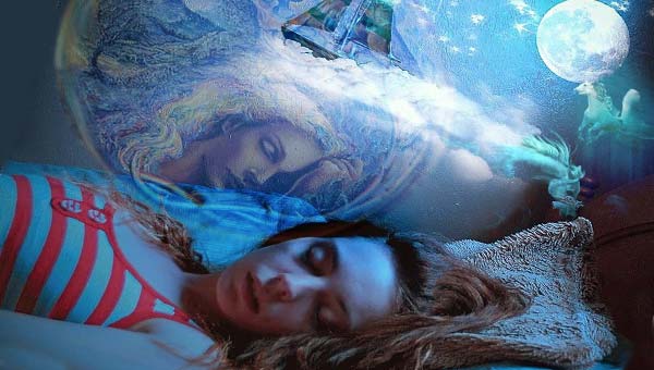 спящая женщина