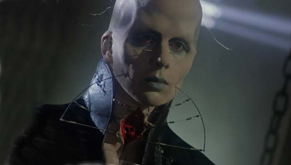 женщина демон