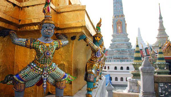 Бангкокский дворец