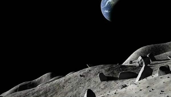 лунная поверхность