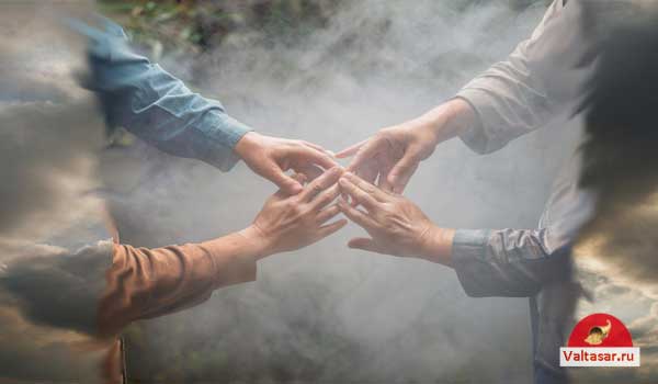 призрачные руки